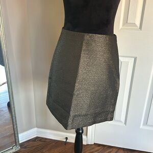NWT bronze gold Gap mini. Size 4 tall